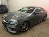 Mercedes-Benz E 300 Coupé AMG Line*2HAND*TOTWINKEL*AMBIENTE - Mercedes-Benz E 300: Coupe