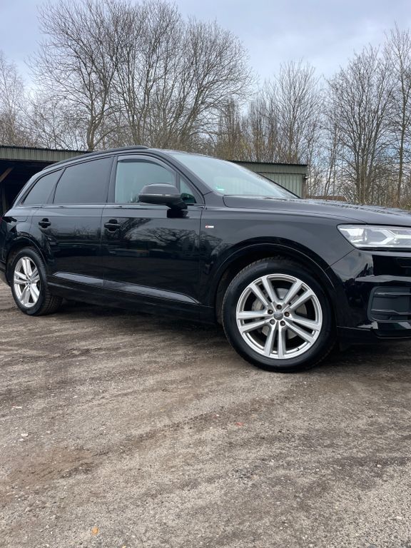 Image of Audi Q7