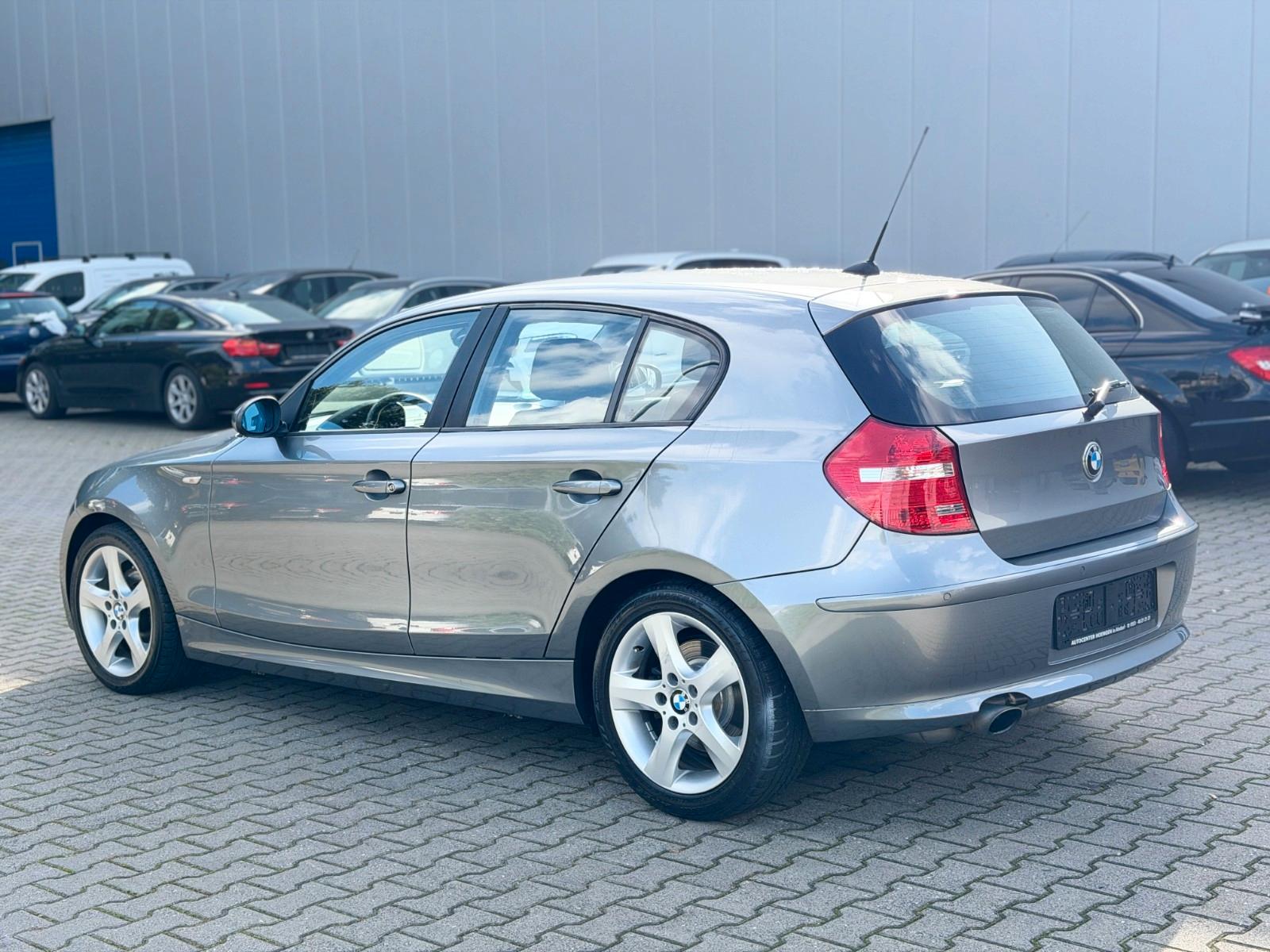 BMW 120 i Limousine*Advantage*PDC*Klimaauto*Tempomat
