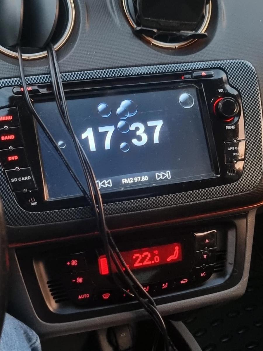 Seat Ibiza 2011 — rear view