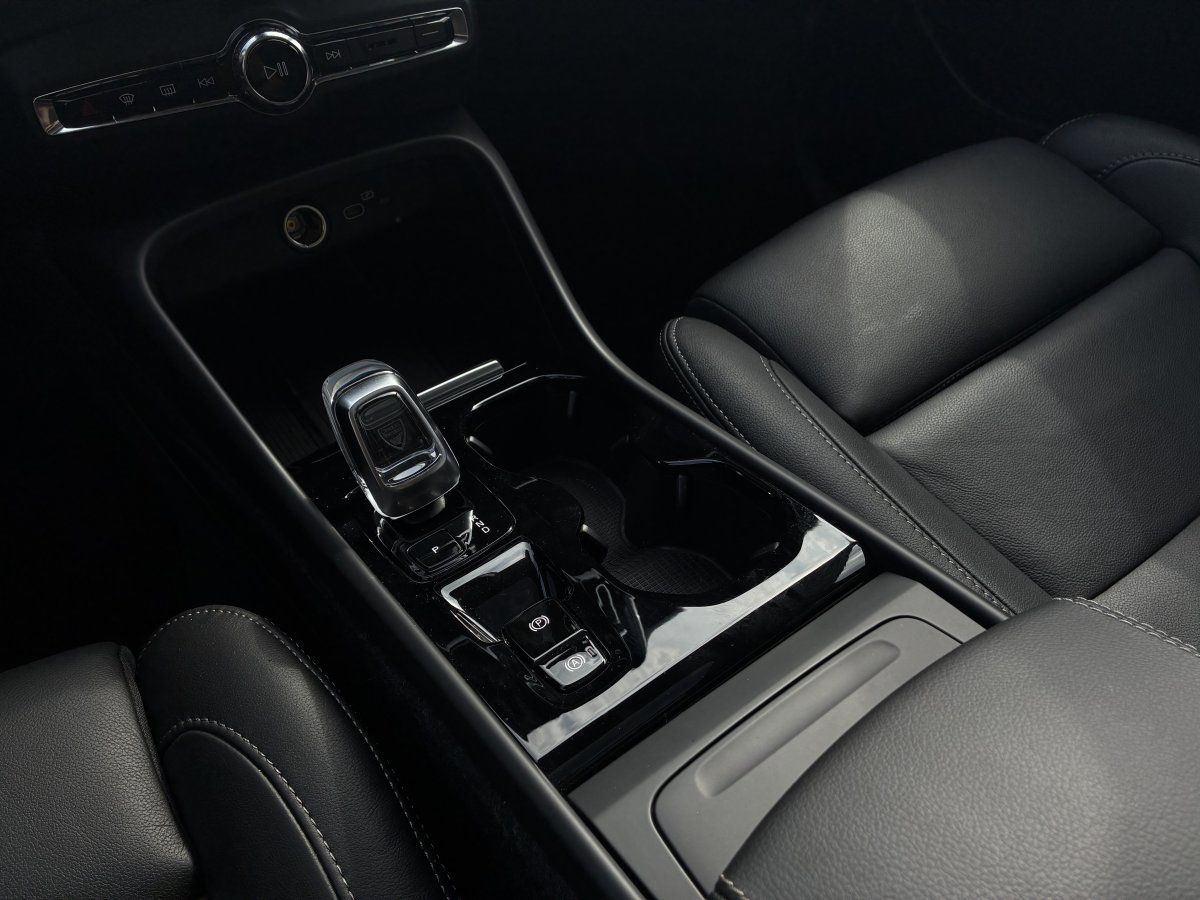 Volvo XC40 - Bild 16