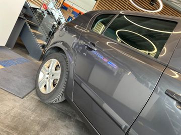 MYAUTOCENTER – Gebraucht- und Jahreswagen mit Werkstattservice in Pfaffenhofen Opel Astra H Lim. Edition *TEMPO*KLIMA*1-HAND*