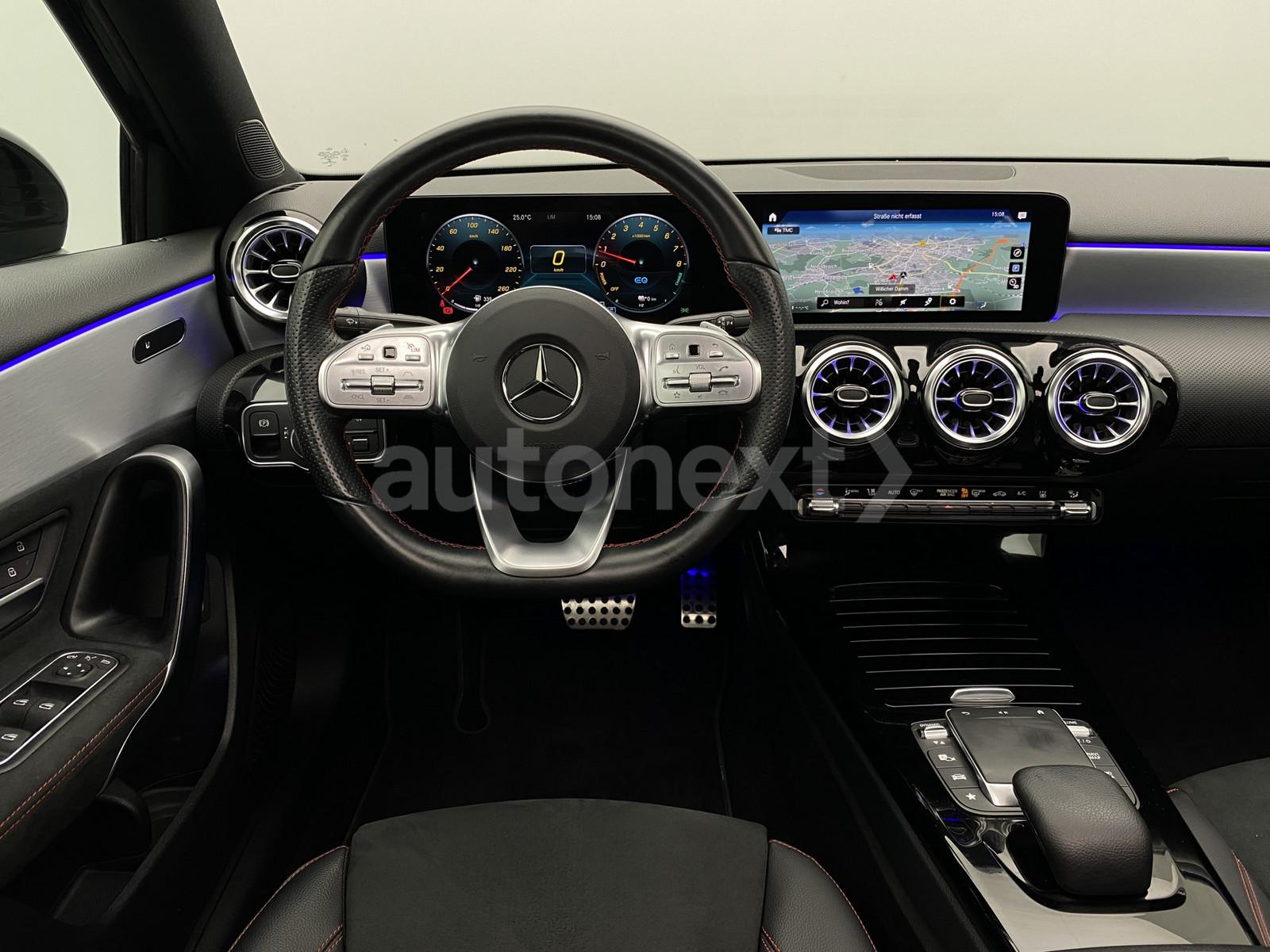 Mercedes-Benz A 250e Limo *2x AMG Line+Night* PANO+Distronic (