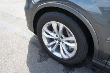 Audi Q7 - 11