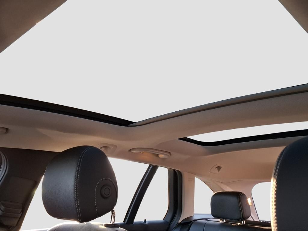 Fahrzeugabbildung Mercedes-Benz C 220 d T-Modell Navi*LED*KeyLess*PakAss*PDC*RFK