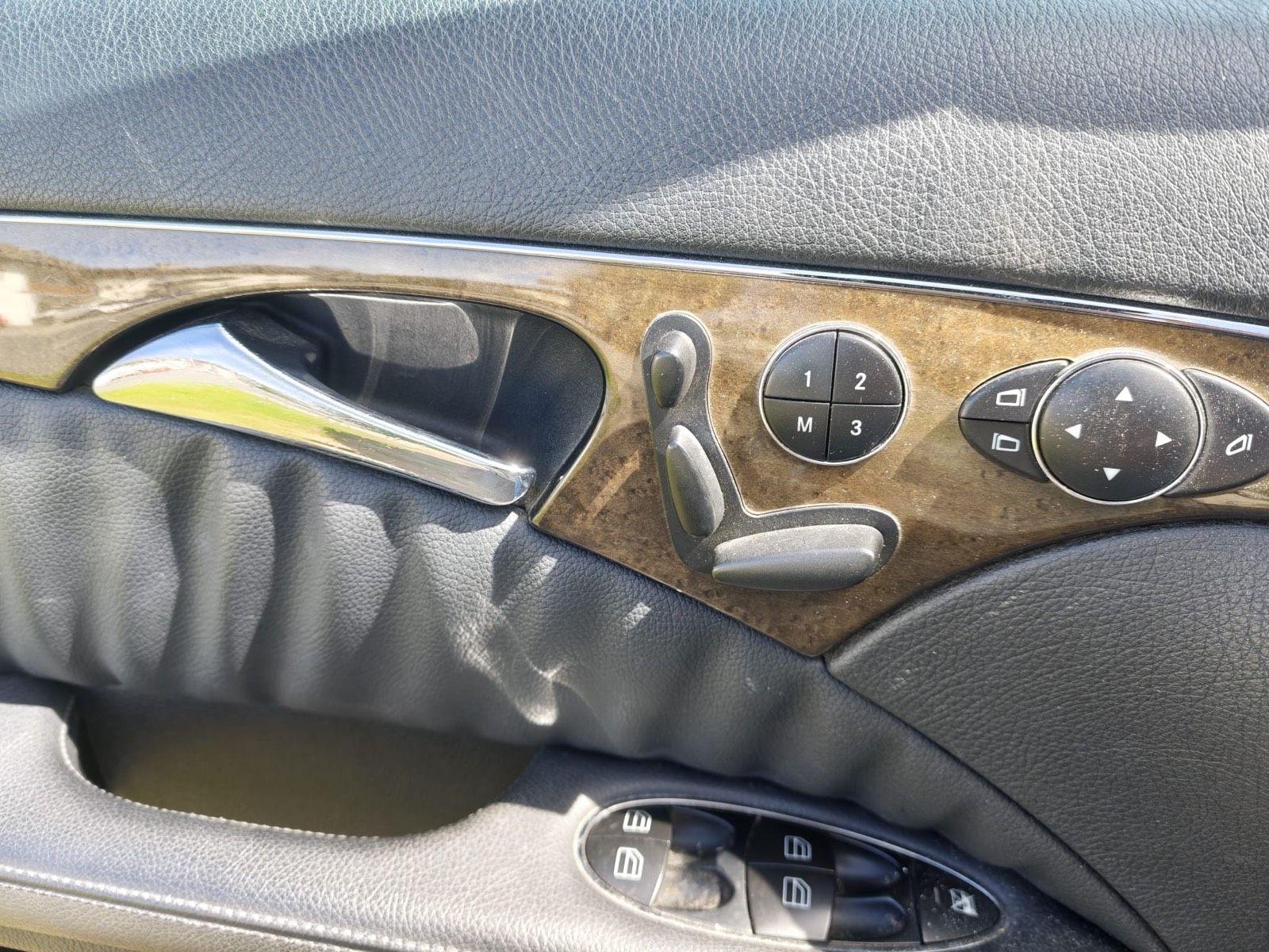 Mercedes-Benz E320 2008 — photo 9