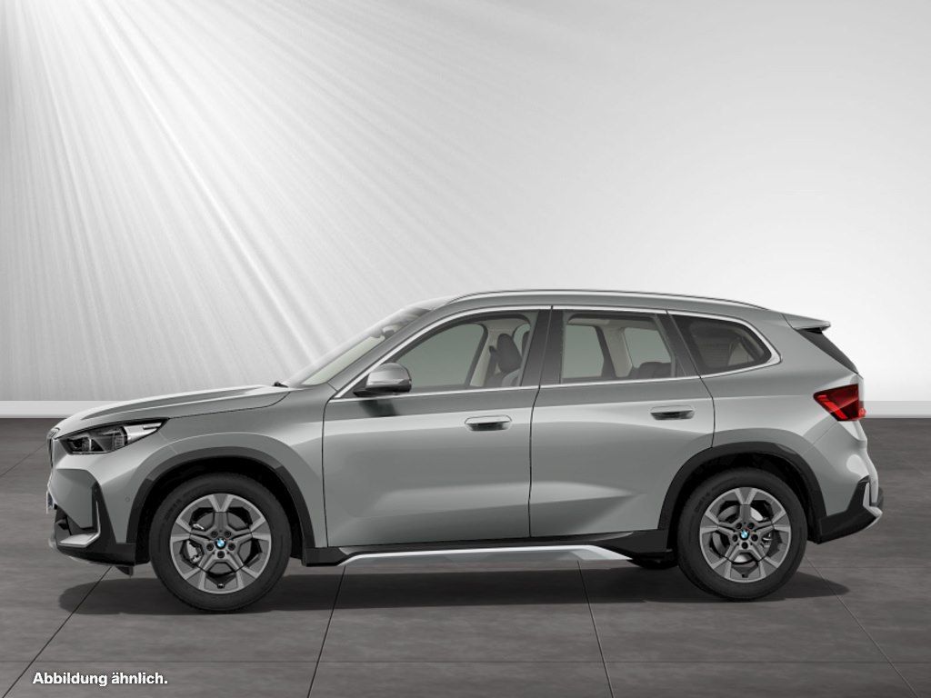 BMW X1 sDrive20d xLine Anhängerk. DA H K Parkass foto 5