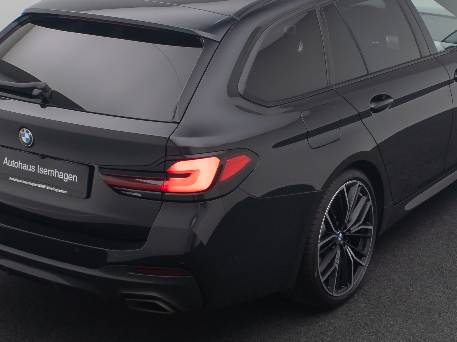 Fahrzeugabbildung BMW 540d xD M Sport Panoram Laser Kamera HUD DAB H/K