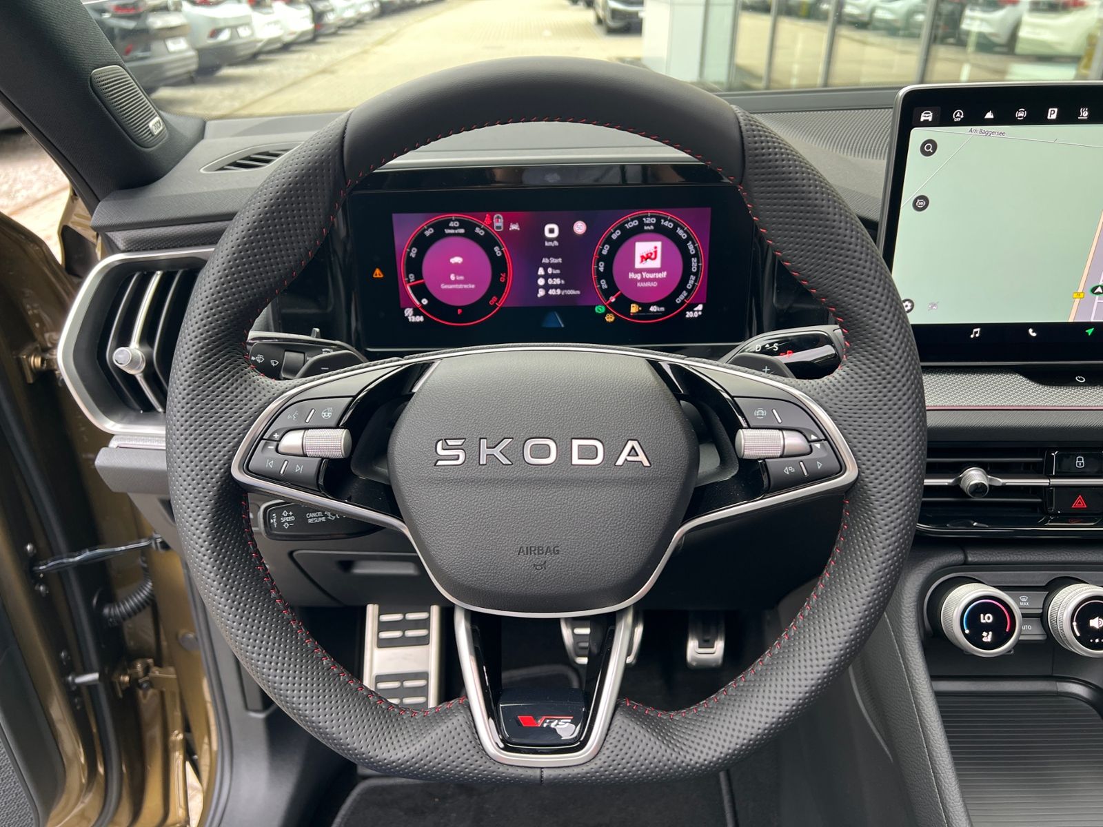 Fahrzeugabbildung SKODA Kodiaq RS 2.0 TSI DSG 4x4 *CANTON, Panorama, Sta