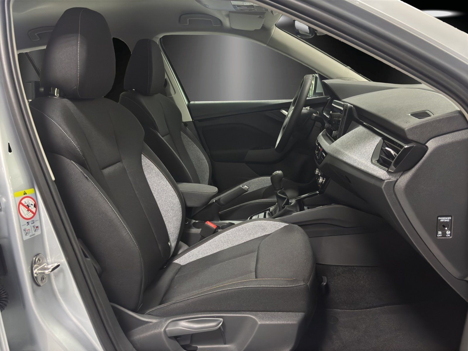 Fahrzeugabbildung SKODA Kamiq Tour 1,0 TSI 85 kW