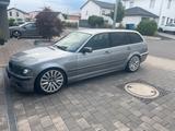 BMW E46 330d Touring - BMW 330 aus 2003: 330d