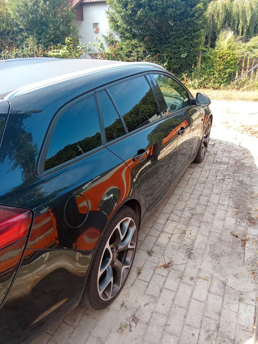 Opel Insignia Sports Tourer OPC 2.8 V6 Turbo 4x4 ...