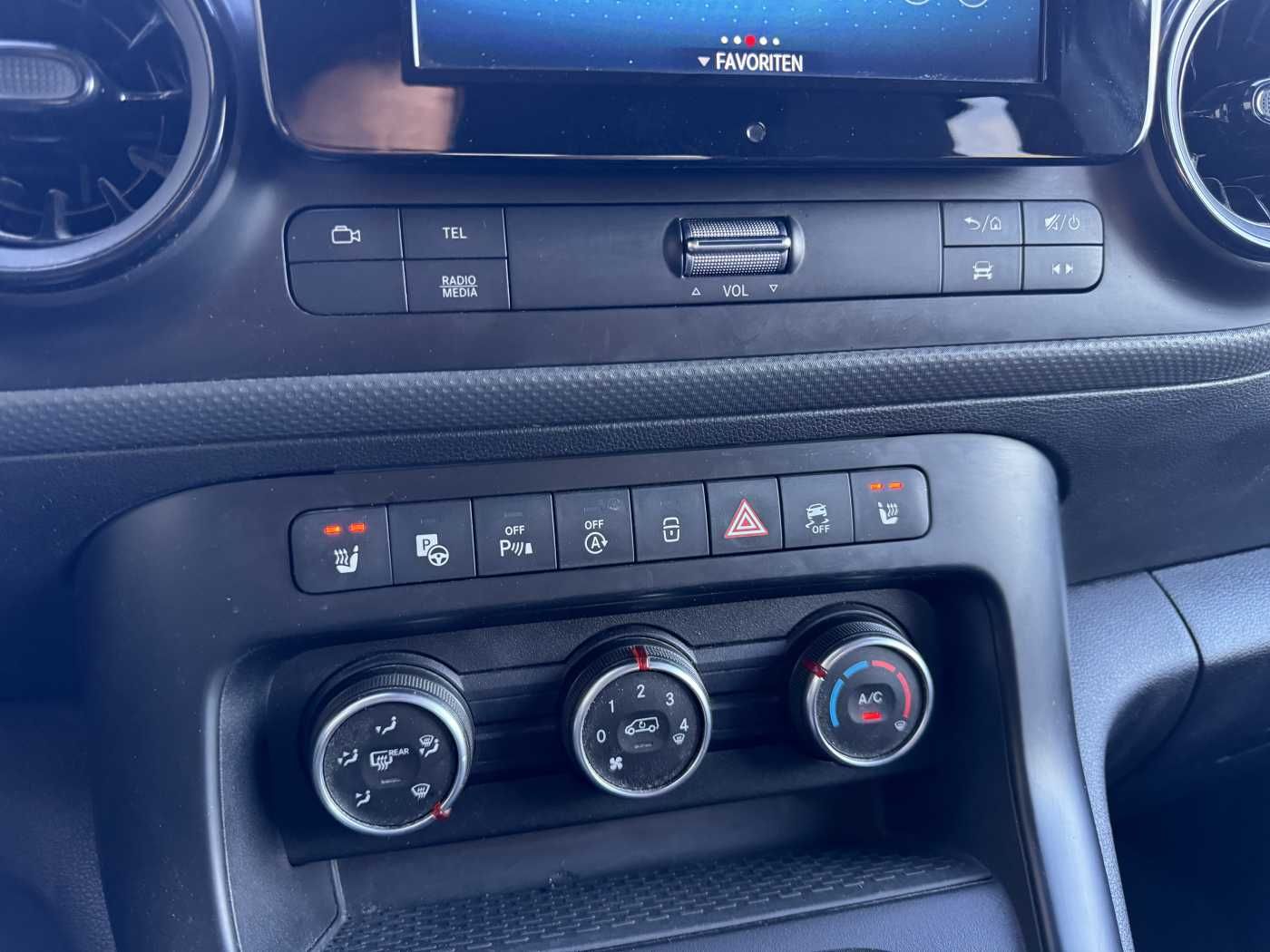 Fahrzeugabbildung Mercedes-Benz Citan 110 CDI Tourer Klima AHK Kamera MBUX Tempo