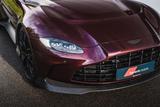 Aston Martin Vantage V12 Roadster / 146 of 249 / Devine Red / - Aston Martin: Va