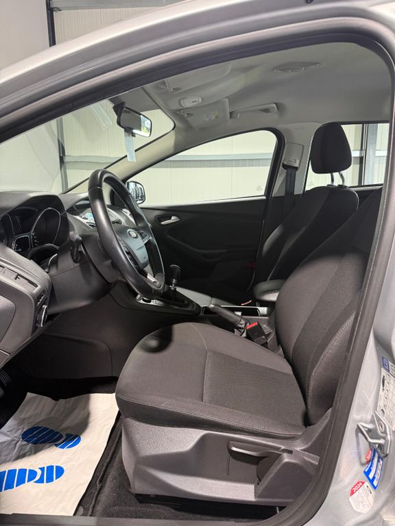 Ford Focus - Bild 10