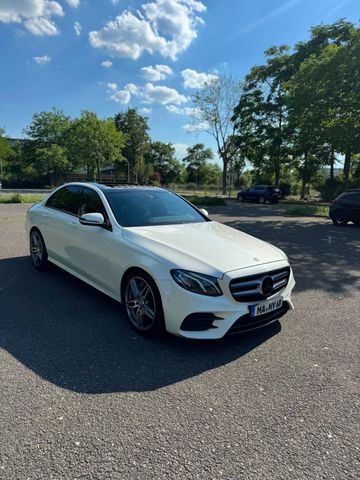 MERCEDES-BENZ Mercedes-Benz E350d W212 | 258 PS | Gepfle...