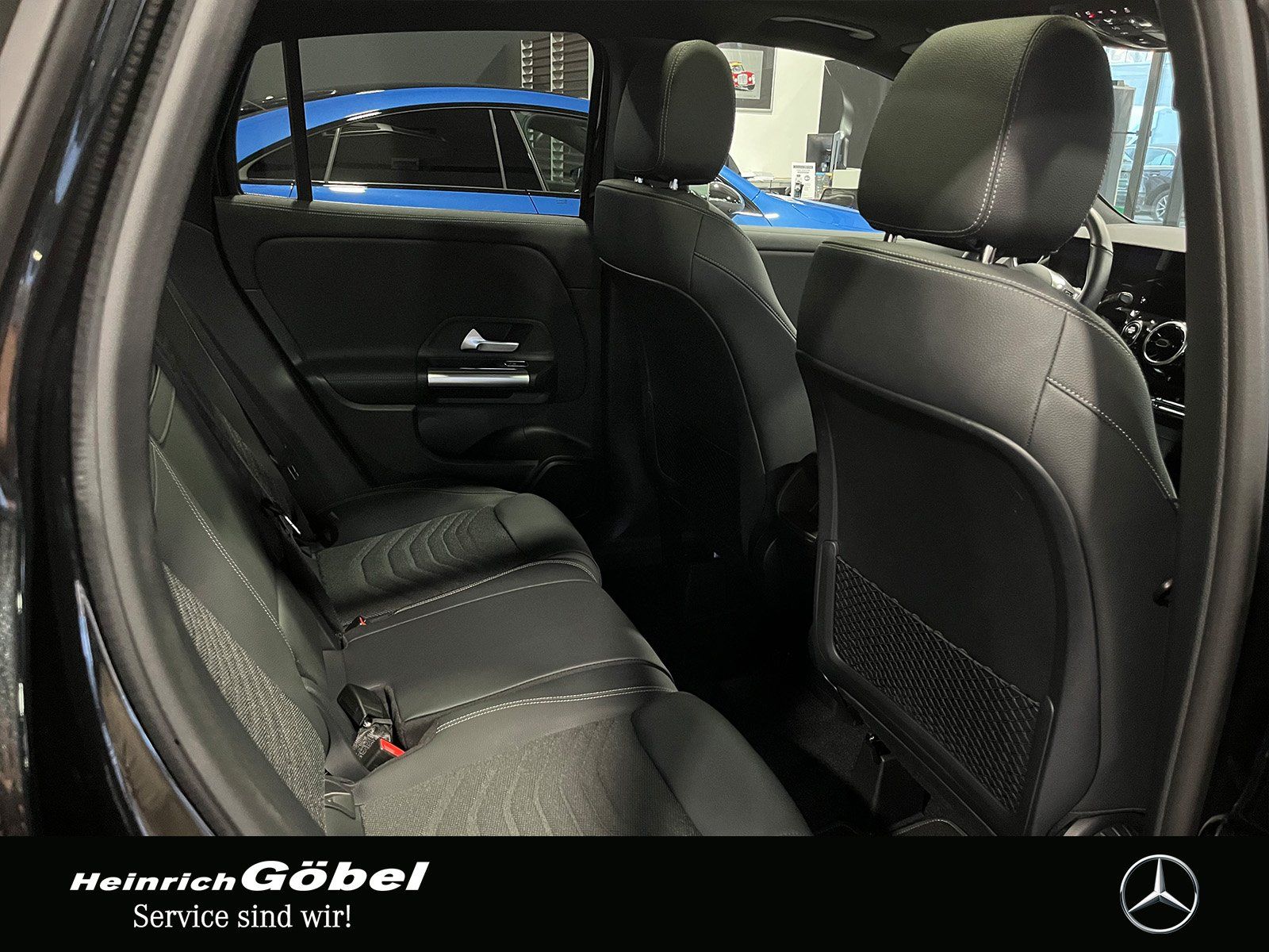 Fahrzeugabbildung Mercedes-Benz GLA 220 d 4M PROGRESSIVE+PANO+TOTWINKEL+AHK+360°