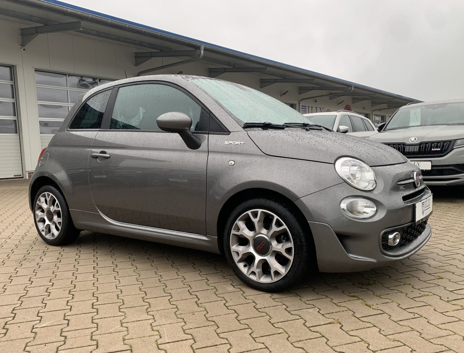 Fahrzeugabbildung Fiat 500 1.0 Sport*Carplay*Xenon*Temp*Klima*Navi*