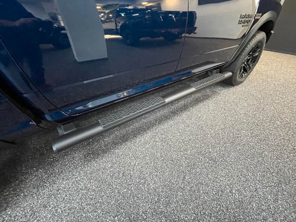 Fahrzeugabbildung Dodge WARLOCK CLASSIC CREW CAB HEMI 4x4 SOFORT!!