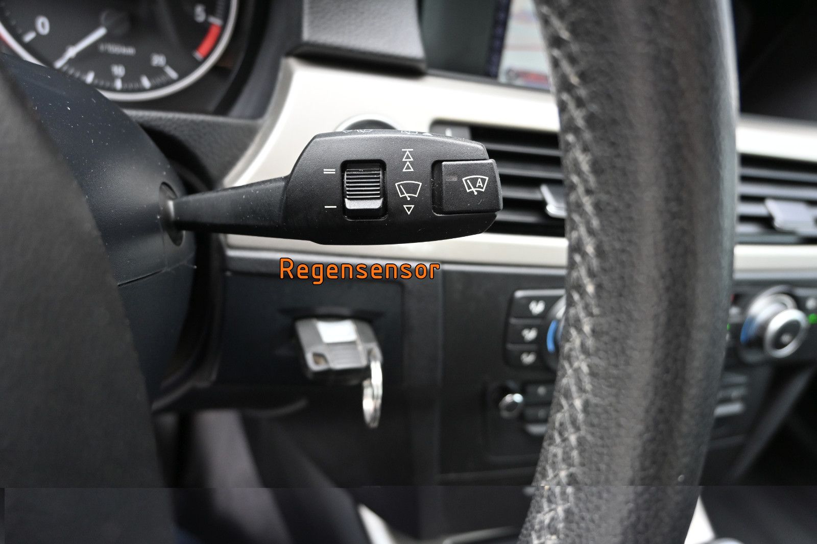Fahrzeugabbildung BMW 320d Touring Aut. Ed.Lifestyle °AHK°STANDHEIZUNG