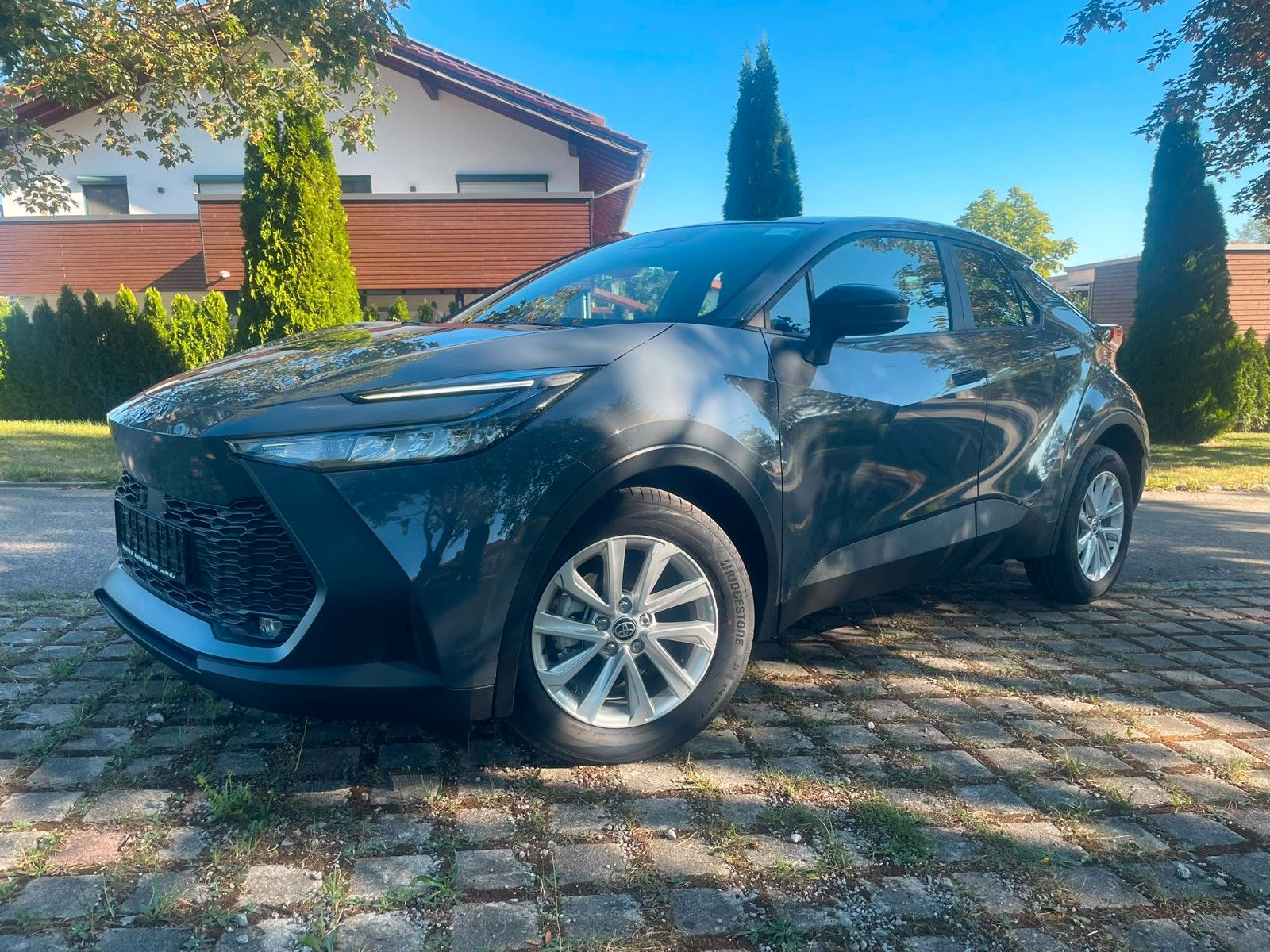 Toyota C-HR - 1