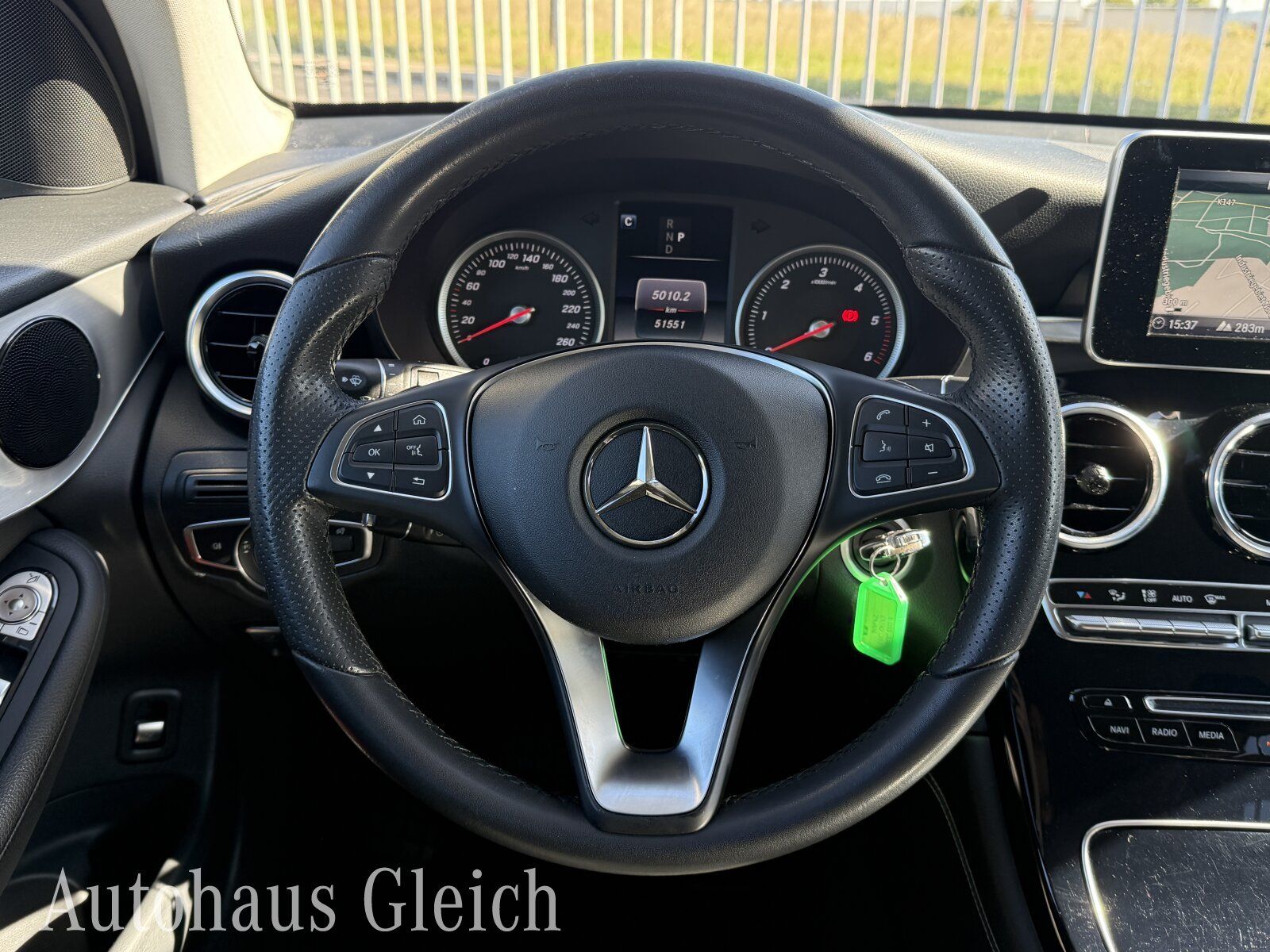 Fahrzeugabbildung Mercedes-Benz GLC 220 d 4Matic Navi/Keyless Go Startanlage/LED