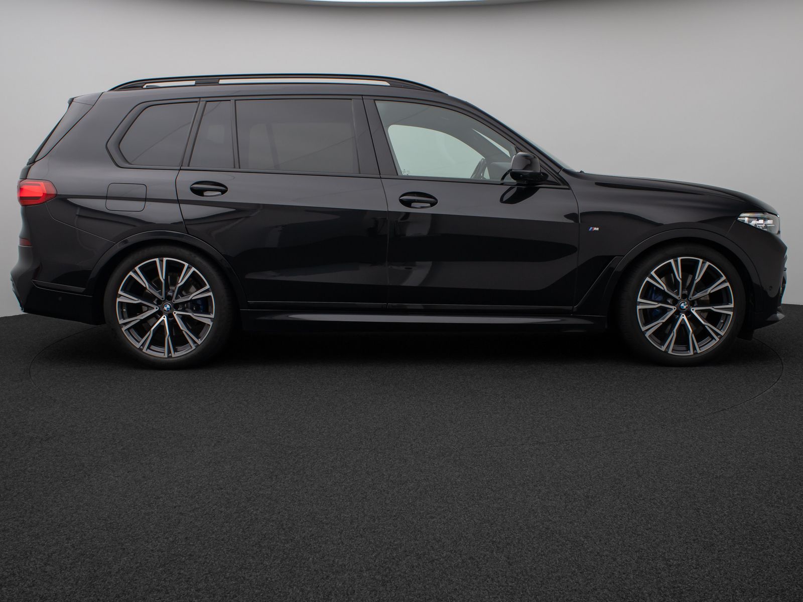 Fahrzeugabbildung BMW X7 xD40d M Sport Panorama 360°HUD DAB H/K SoftCL
