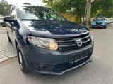 Dacia Sandero Essentiel - Dacia Sandero: Essentiel