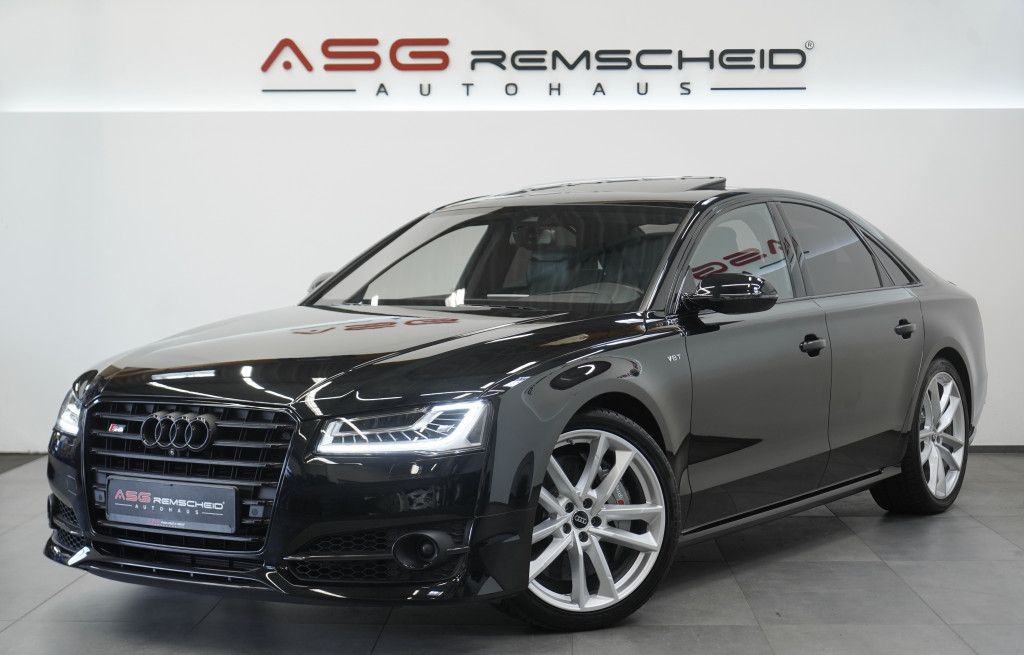 Audi S8