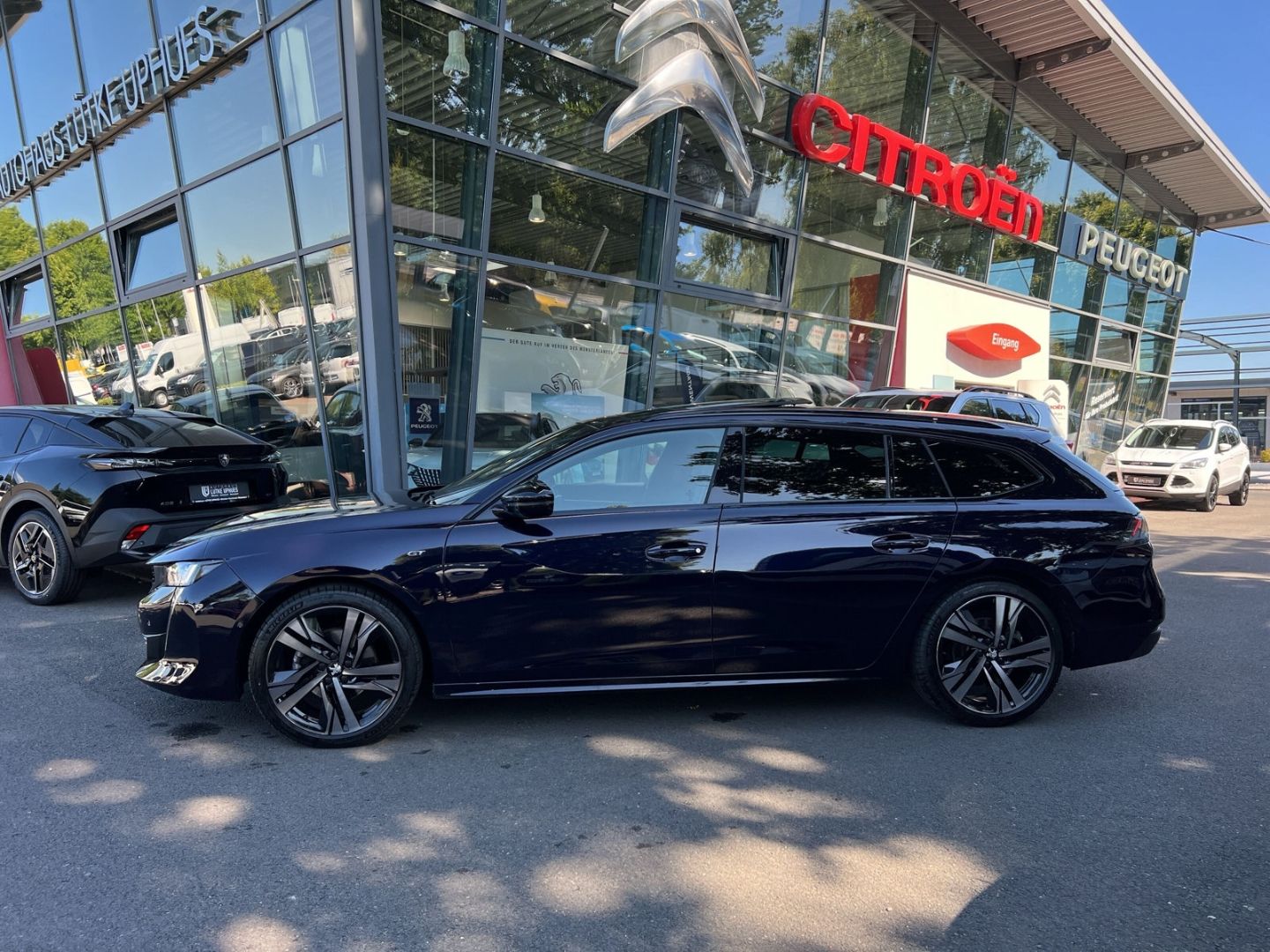Fahrzeugabbildung Peugeot 508 SW GT BlueHDi 130 EAT8 Sportpaket AHK Pano