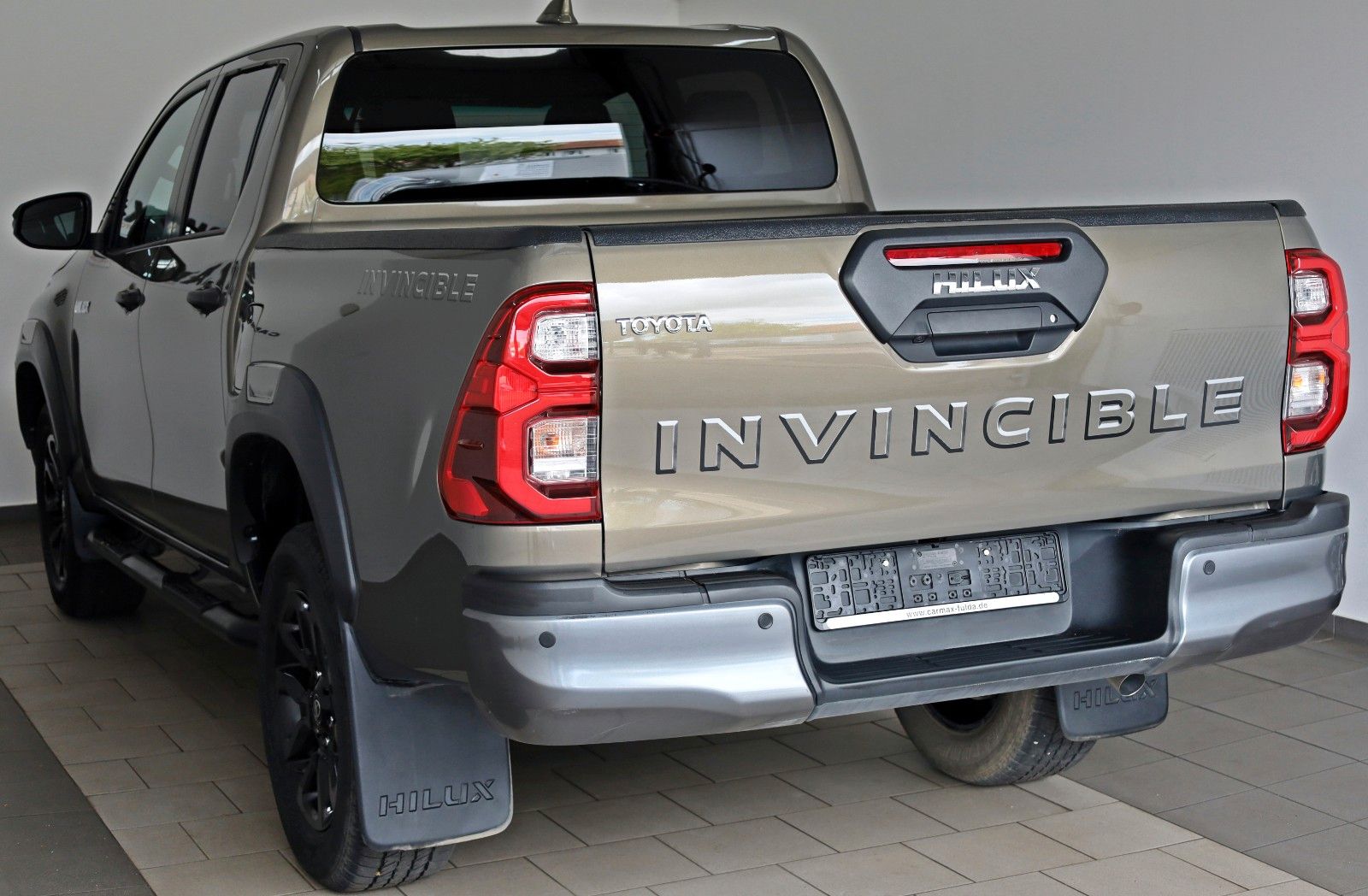 Fahrzeugabbildung Toyota Hilux 2.8 D-4D Invincible,4x4,ACC,SR+Allterrain
