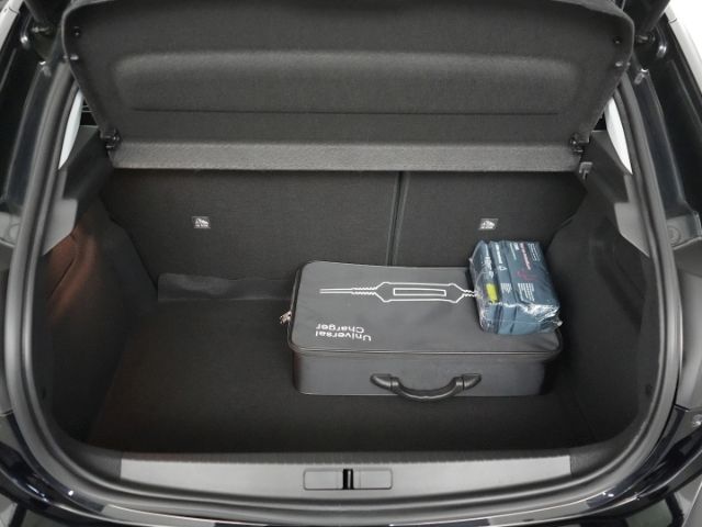 Corsa-e F EDITION 50kWH AT+NAVI+KEYLESS+KLIMAAUT