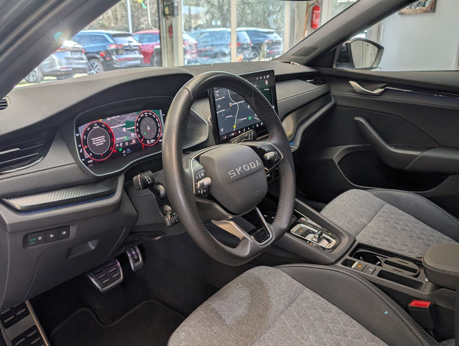 Fahrzeugabbildung SKODA Octavia 2.0 TDI Sportline Matrix Canton AHK 5J.G