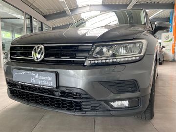 Volkswagen Tiguan - 10