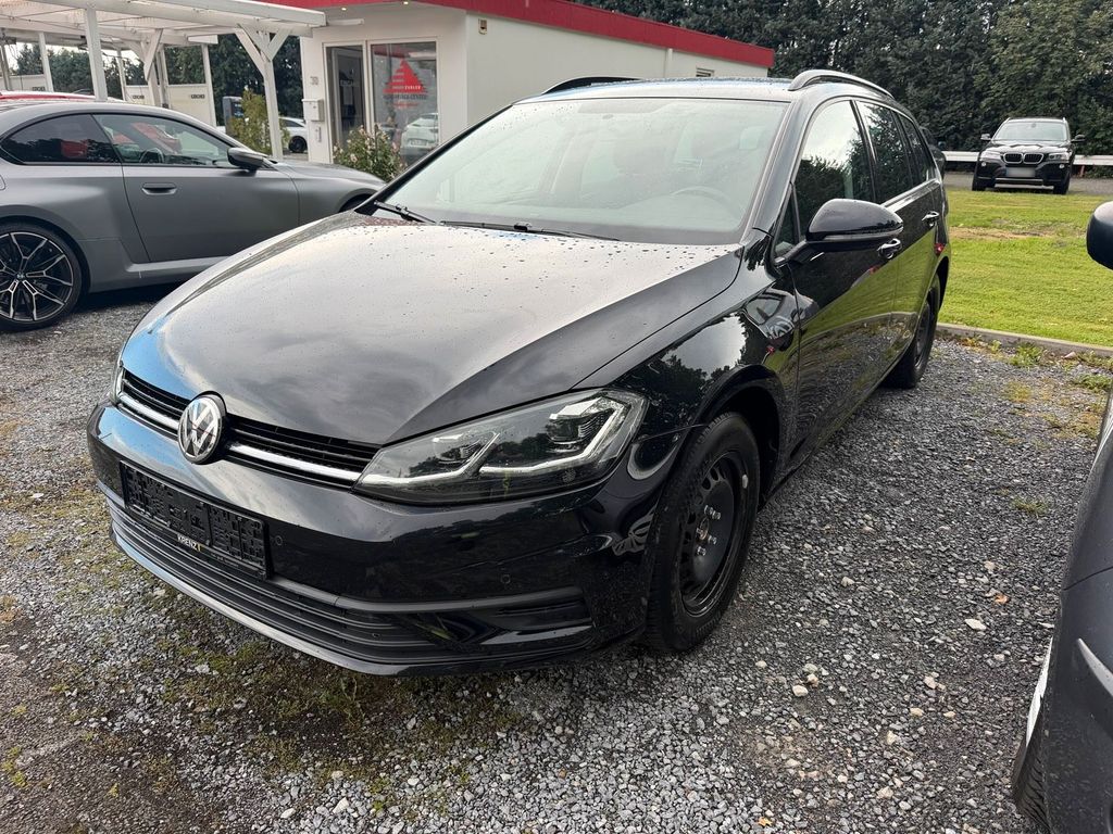 Image of Volkswagen Golf