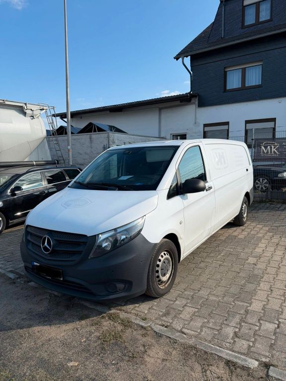 Image of Mercedes-Benz Vito