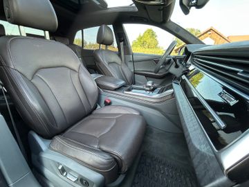 Audi Q8 - 5
