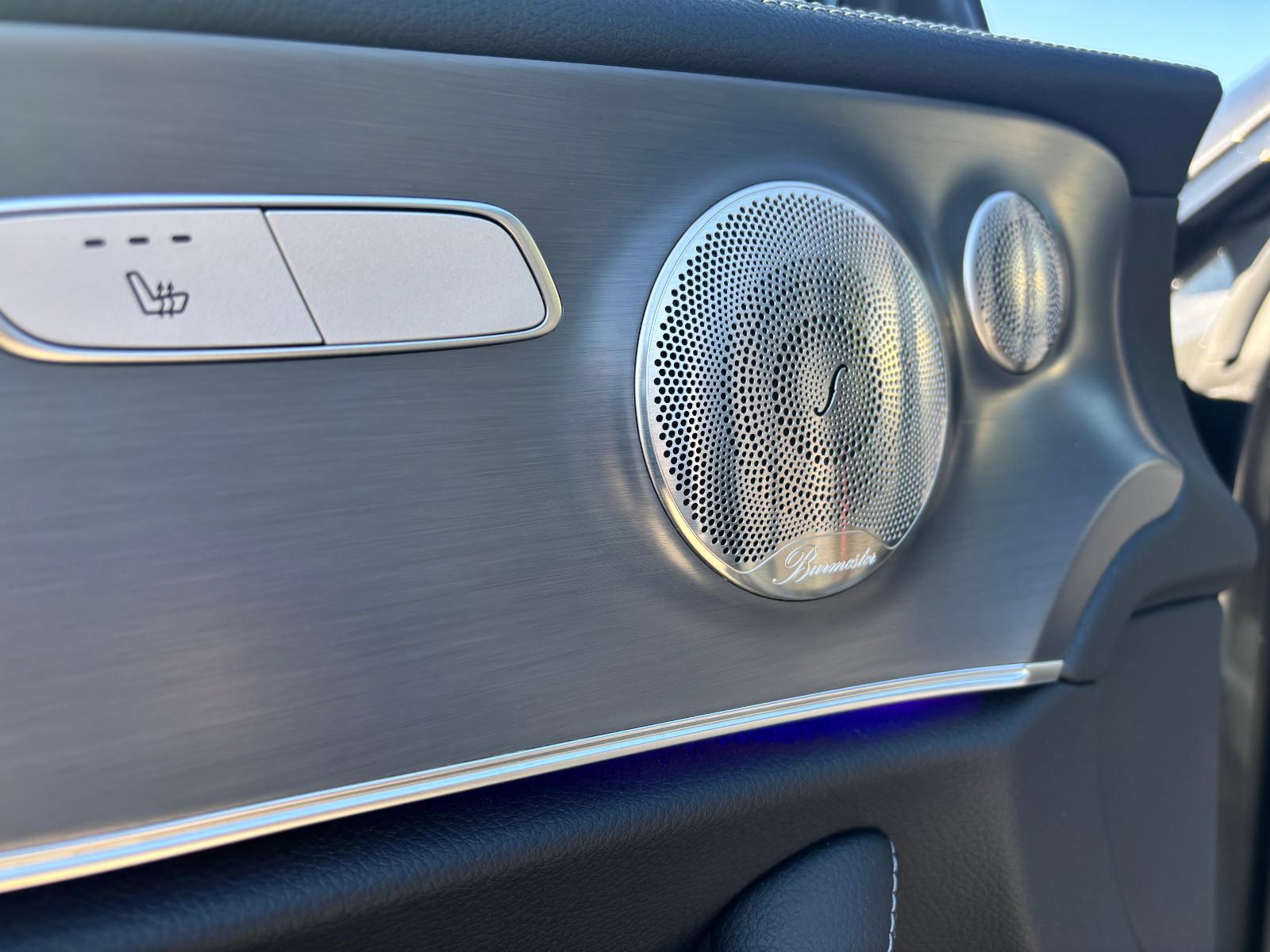 Mercedes-Benz E220d Coupé AMG Night Edition +BURMESTER+PANO+