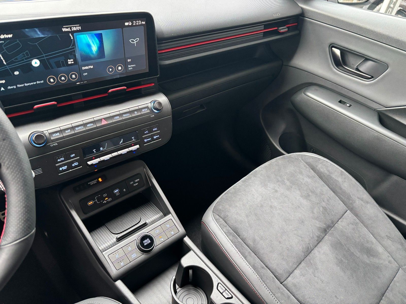 Fahrzeugabbildung Hyundai Kona Elektro 64 N Line X 360,HUD,Kamera,LED,Navi