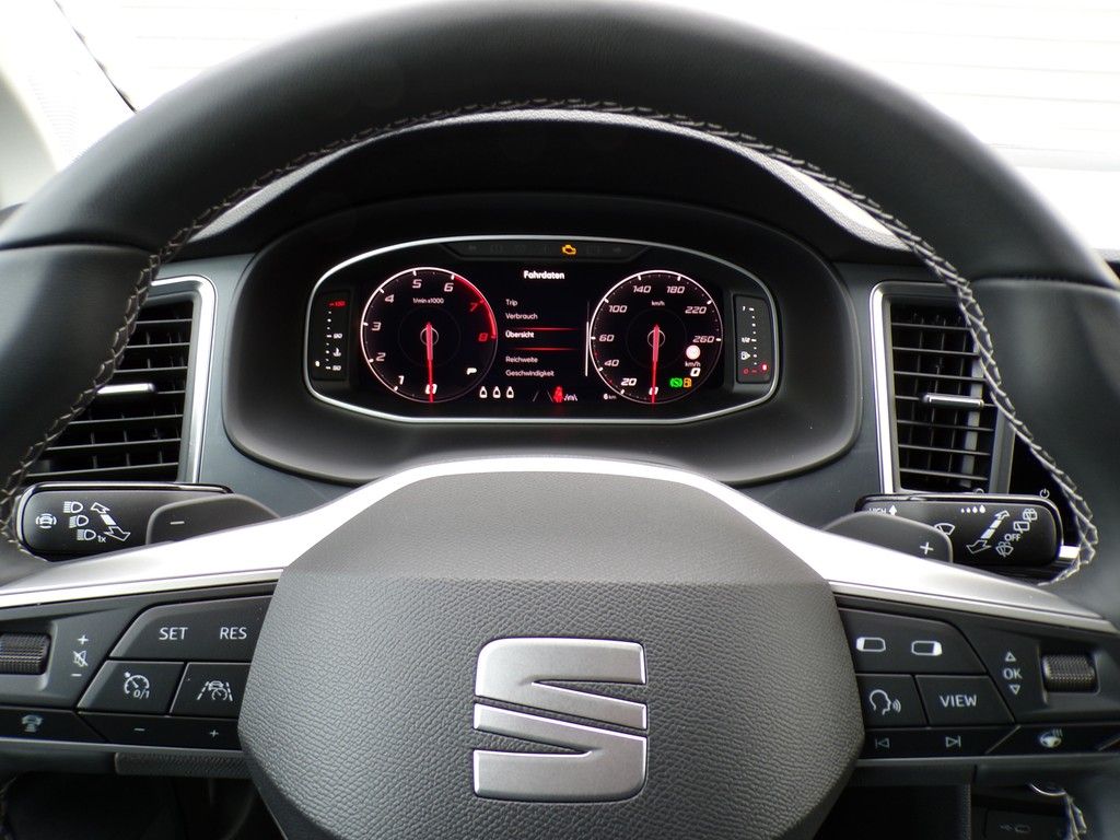 Fahrzeugabbildung SEAT Ateca 1.5 TSI DSG Road Edition