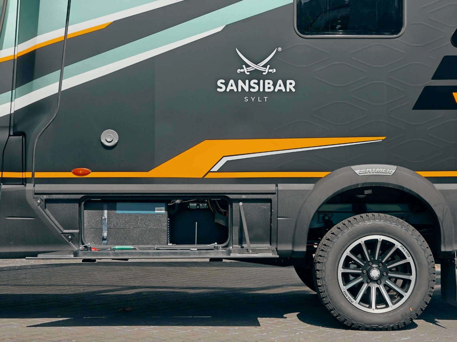 Fahrzeugabbildung HYMER / ERIBA / HYMERCAR VENTURE S 4x4 SANSIBAR® LTD. 1 OF 7 by palmo