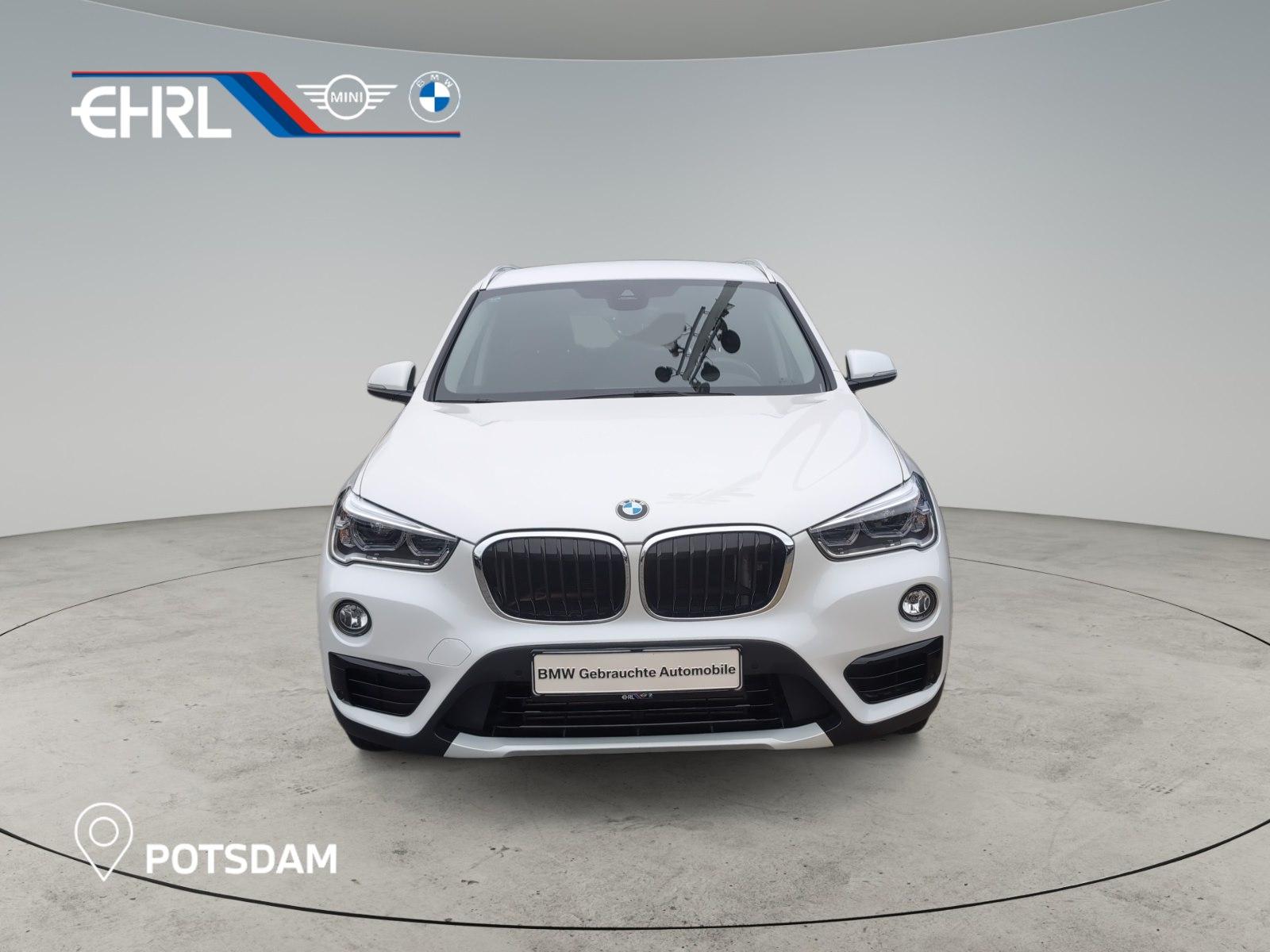 BMW X1 sDrive20i Sport Line | AHK RFK BT