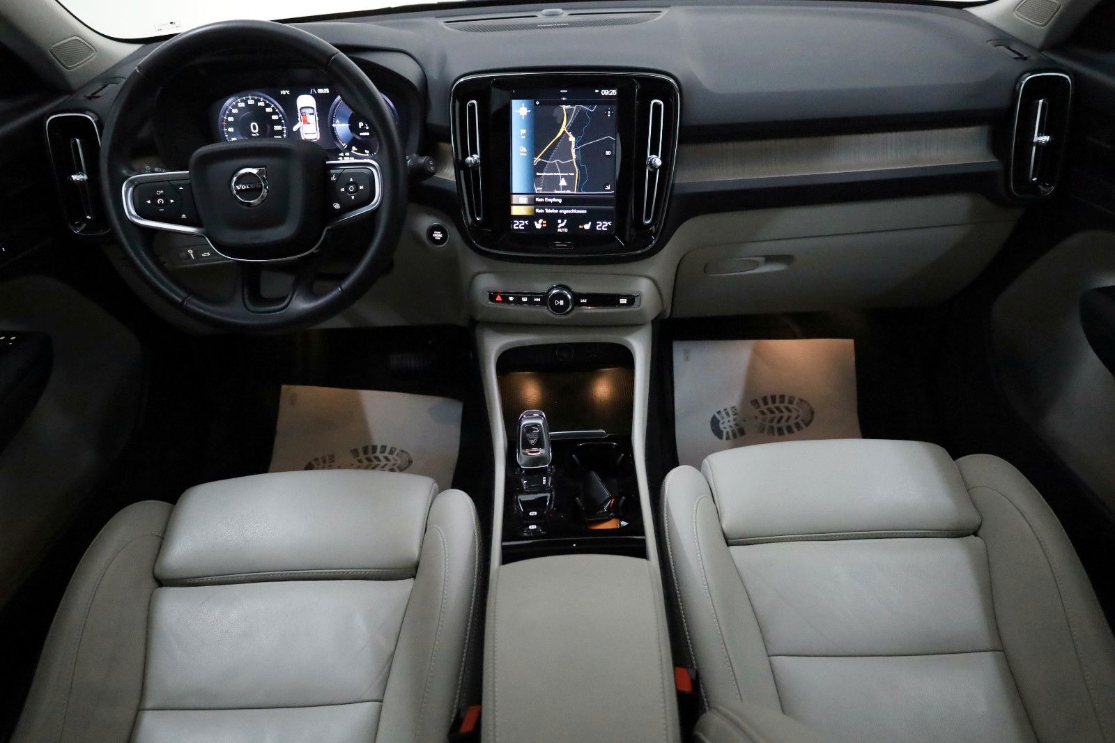 Fahrzeugabbildung Volvo XC40 T5 Inscription Leder,Navi,Kamera,Panora,AHK