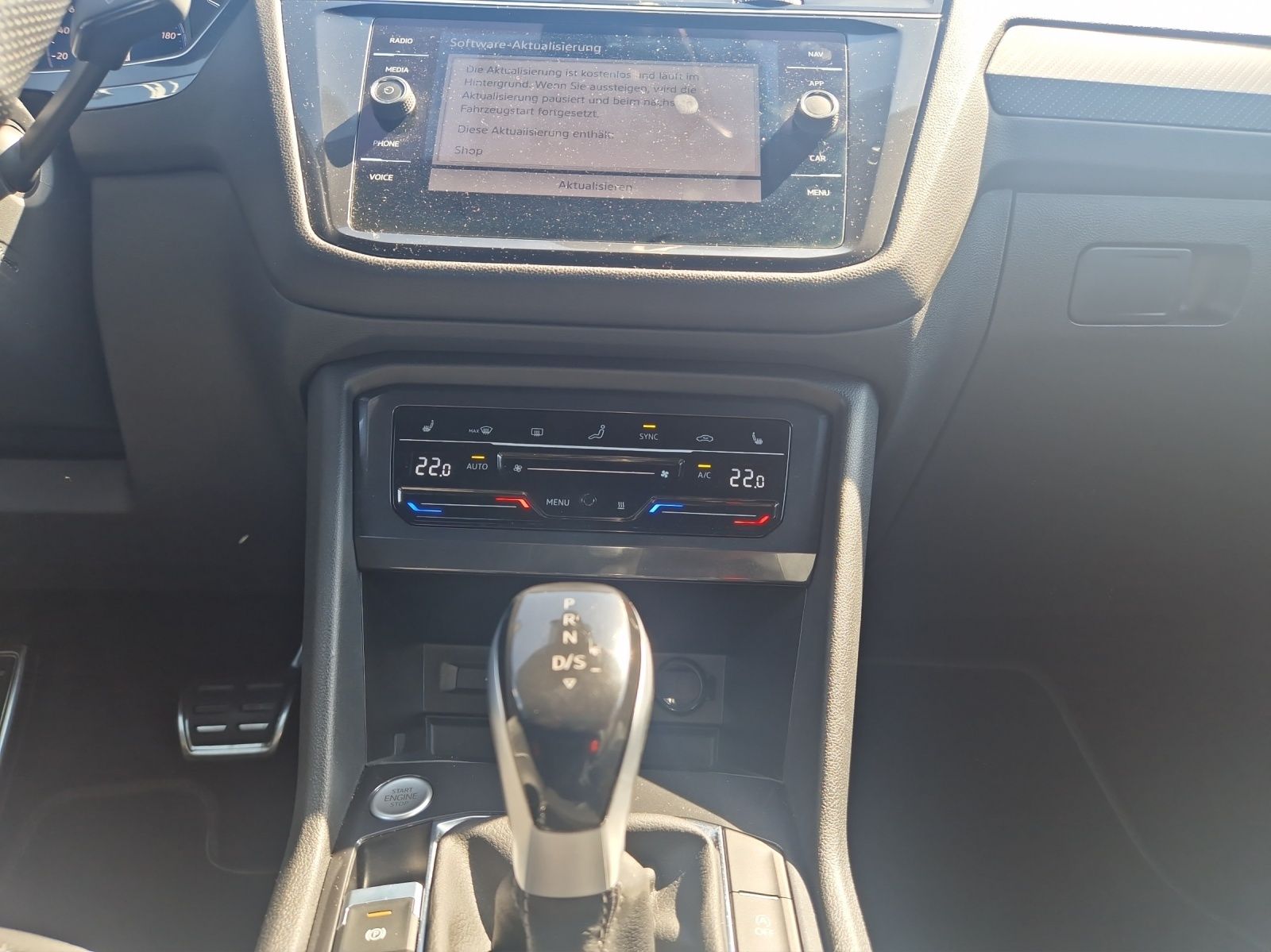 Fahrzeugabbildung Volkswagen Tiguan Allspace 2.0 TDI R-Line 4M DSG Matrix 20"