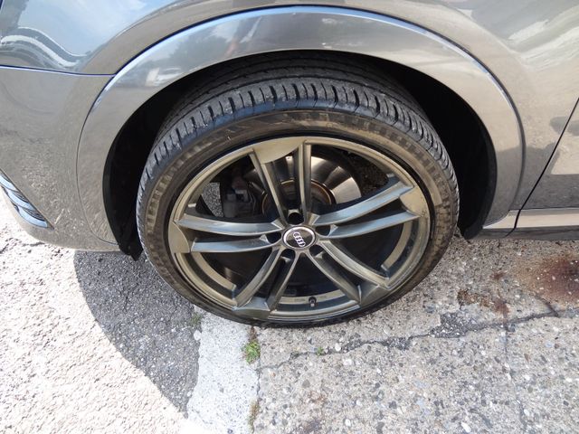 Fahrzeugabbildung Audi Q3 sport quattro/2xS-Line/2.Hd/Pano/AHK/Kam/Navi