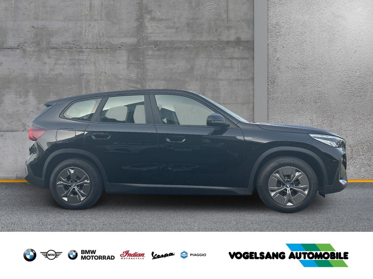 Fahrzeugabbildung BMW iX1 30xDrive,DAB,LiveCockpitPlus,Rückfahrk.,LEDS