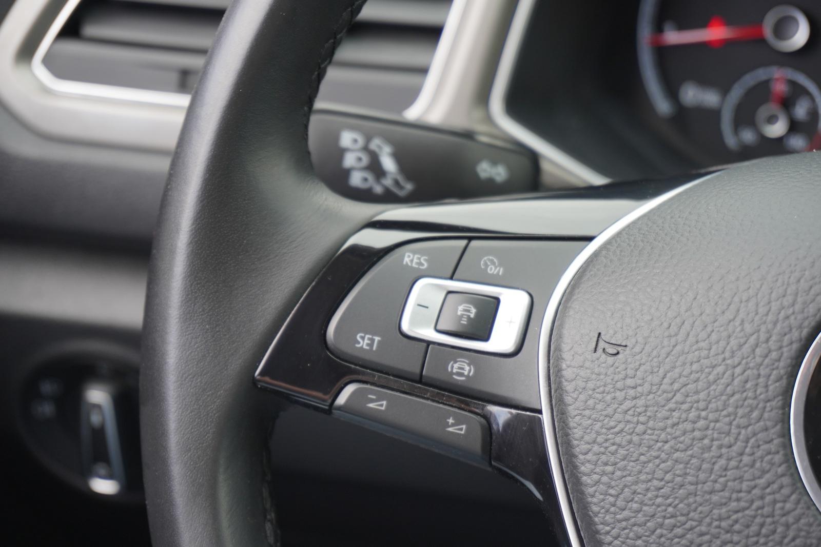 Volkswagen T-Roc 1.5 TSI DSG LED Navi Sitzheizung, миниатюра 21