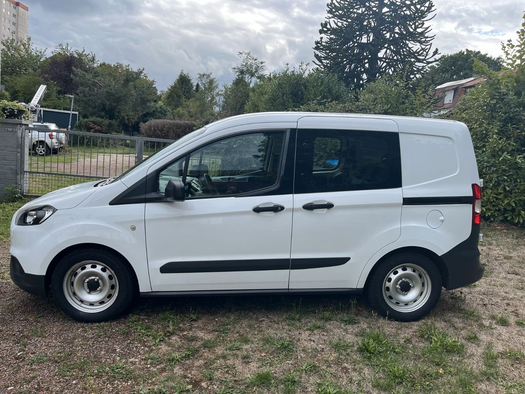 Image of Ford Transit Courier