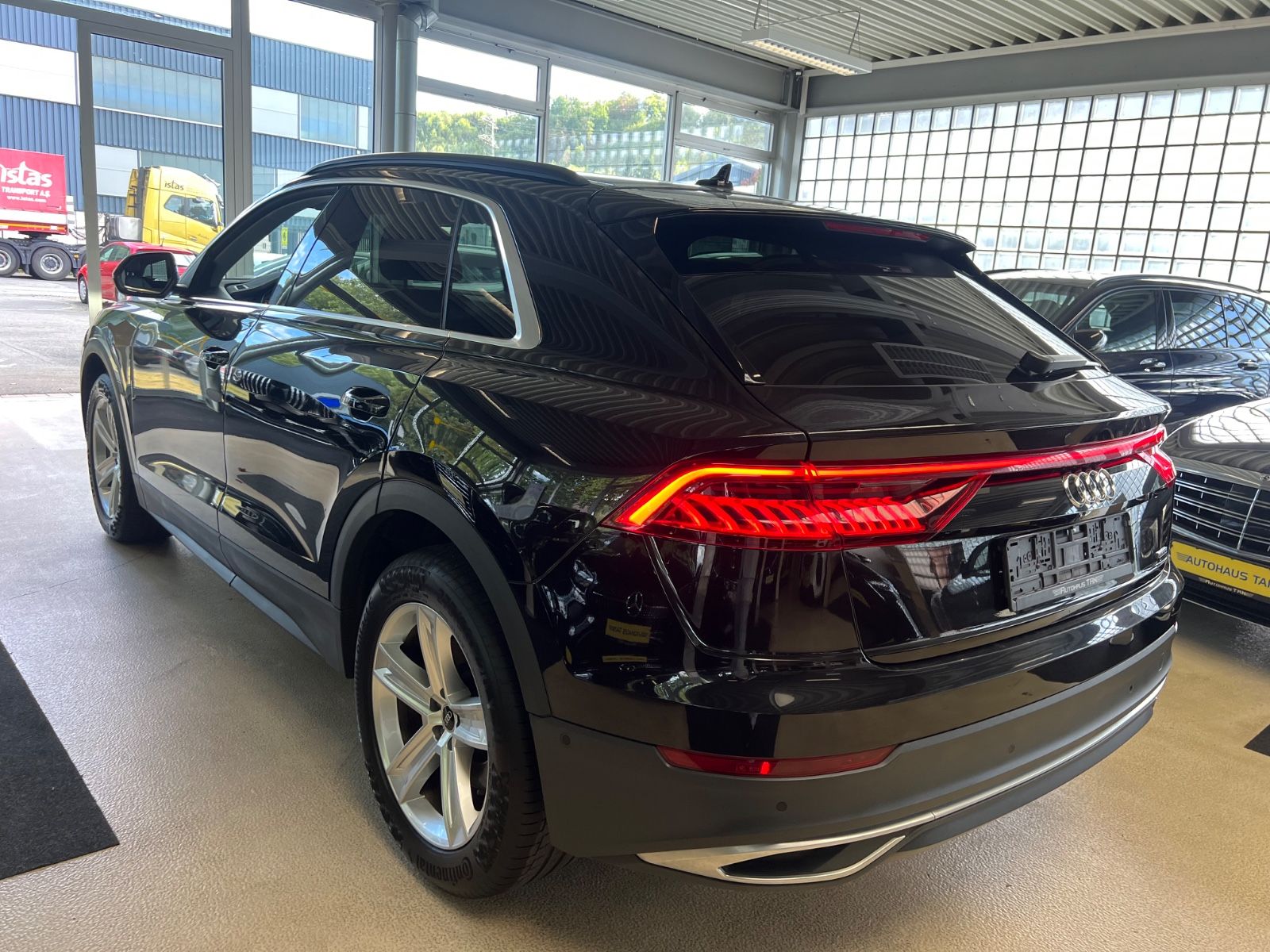 Fahrzeugabbildung Audi Q8 50 TDI quattro * PANO * 4x SITZHEIZUNG * 360