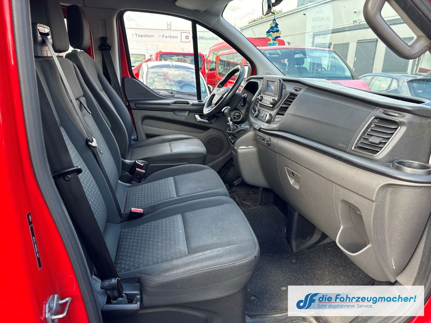 Fahrzeugabbildung Ford Transit Custom Tourneo 320 L1 Trend *EXPORT *26